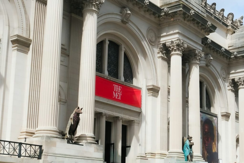 The entrance to the Metropolitan Museum of Art